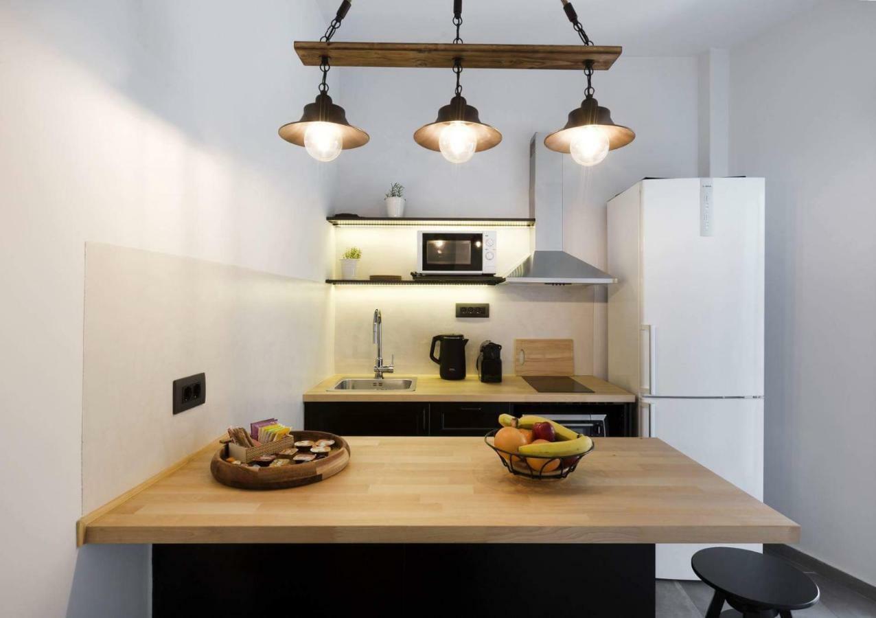 Atmospheric Apartment Near Acropolis By Cloudkeys Афины Экстерьер фото